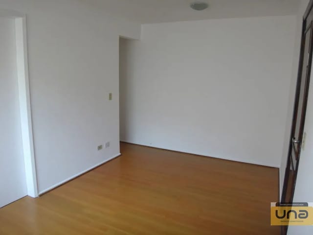 Apartamento 2 quartos e 1 banheiro, para alugar, no bairro PORTAO em Curitiba