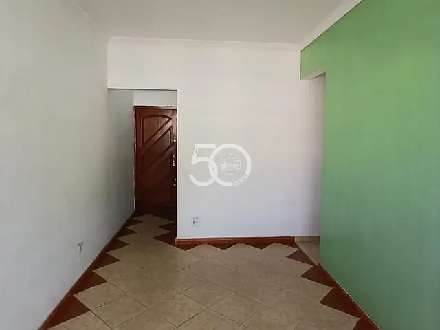 Apartamento com 62m² 2 quartos e 1 banheiro, para alugar, no bairro Olaria em Rio de Janeiro