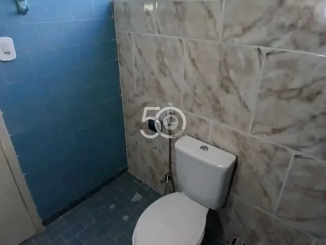 Apartamento com 62m² 2 quartos e 1 banheiro, para alugar, no bairro Olaria em Rio de Janeiro