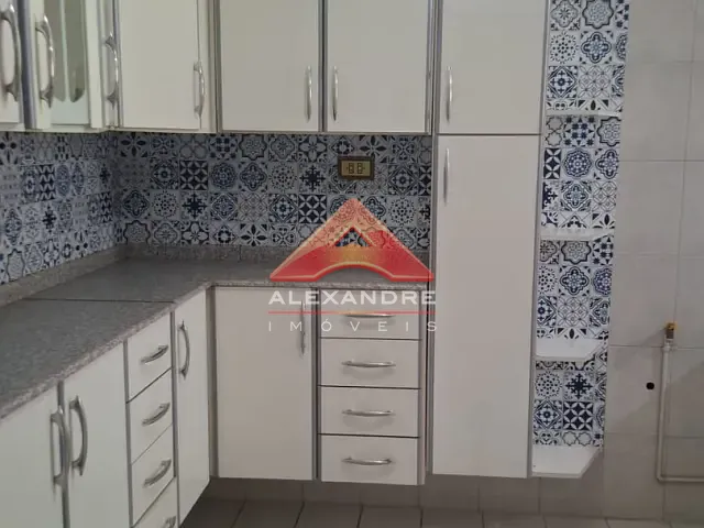Apartamento com 83m² 2 quartos e 2 banheiros, para alugar, no bairro Vila Tatetuba em São José dos Campos