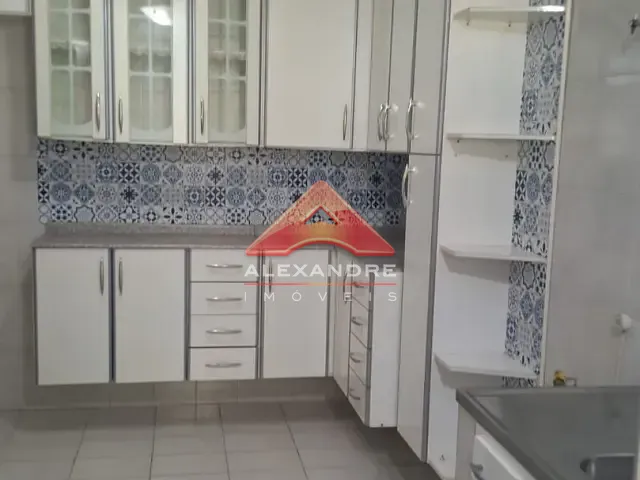 Apartamento com 83m² 2 quartos e 2 banheiros, para alugar, no bairro Vila Tatetuba em São José dos Campos