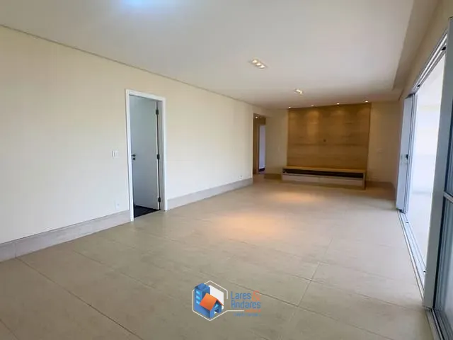 Apartamento com 202m² 4 quartos e 6 banheiros, à venda, no bairro Vila Mascote em São Paulo