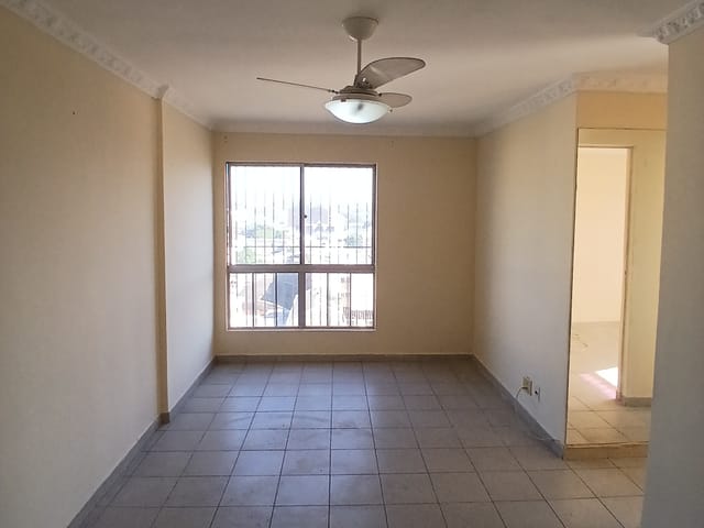 Foto do Apartamento - PENHA- APTO COM .... 2 QUARTOS, ÁREA , ELEVADOR ,GARAGEM , JUNTO AO COMÉRCIO. | Hilmar