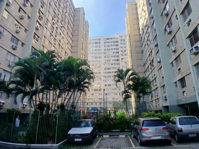 Foto do Apartamento - PENHA- APTO COM .... 2 QUARTOS, ÁREA , ELEVADOR ,GARAGEM , JUNTO AO COMÉRCIO. | Hilmar
