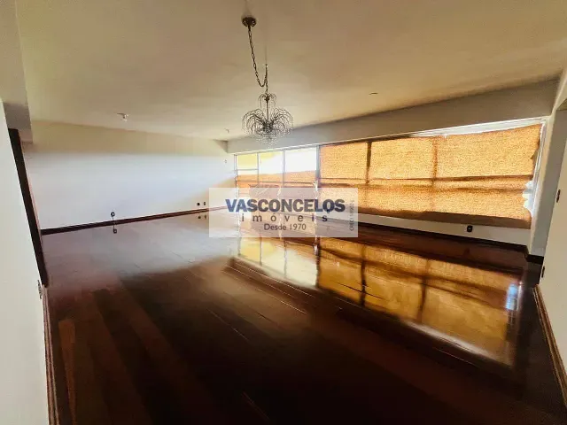 Apartamento 4 quartos e 3 banheiros, para alugar, no bairro Centro em São José dos Campos