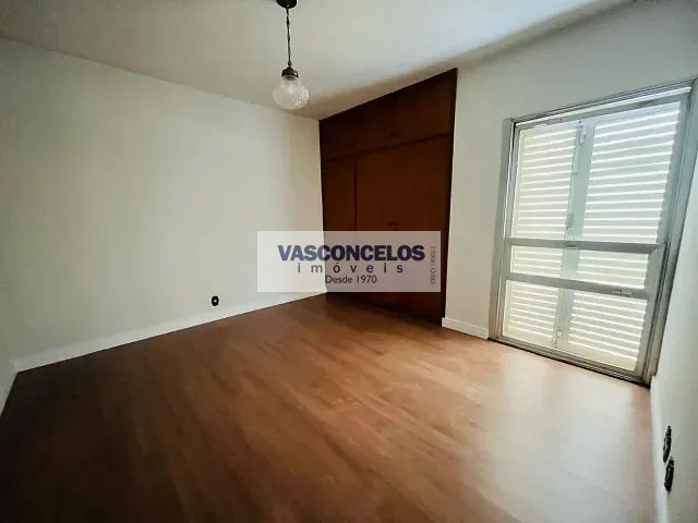 Apartamento 4 quartos e 3 banheiros, para alugar, no bairro Centro em São José dos Campos