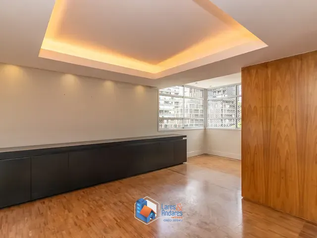Apartamento com 213m² 3 quartos e 3 banheiros, à venda, no bairro Cerqueira César em São Paulo