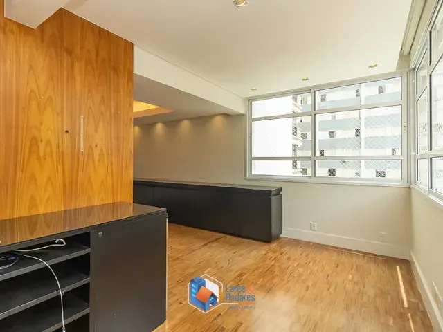 Apartamento com 213m² 3 quartos e 3 banheiros, à venda, no bairro Cerqueira César em São Paulo