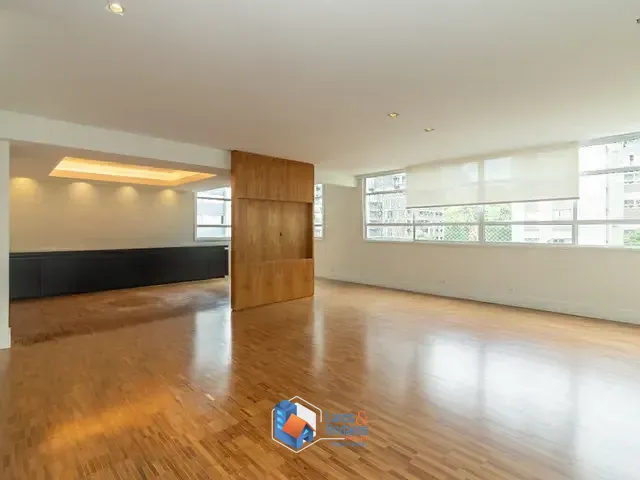Apartamento com 213m² 3 quartos e 3 banheiros, à venda, no bairro Cerqueira César em São Paulo