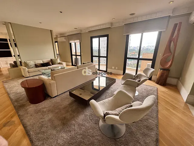 Apartamento 3 quartos e 3 banheiros, à venda ou para alugar, no bairro Moema em São Paulo