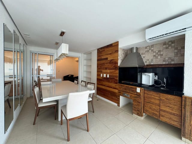 Apartamento 4 quartos e 4 banheiros, à venda, no bairro Royal Park em São José dos Campos