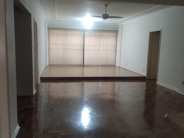 Foto do Apartamento - Apartamento no edificio Gloria  à venda, Centro,5 quartos, 5 banheiros, sacada, salas amplas, todo reformado, excelente para quem quer espaço  Londrina, PR | Guepardo Imob