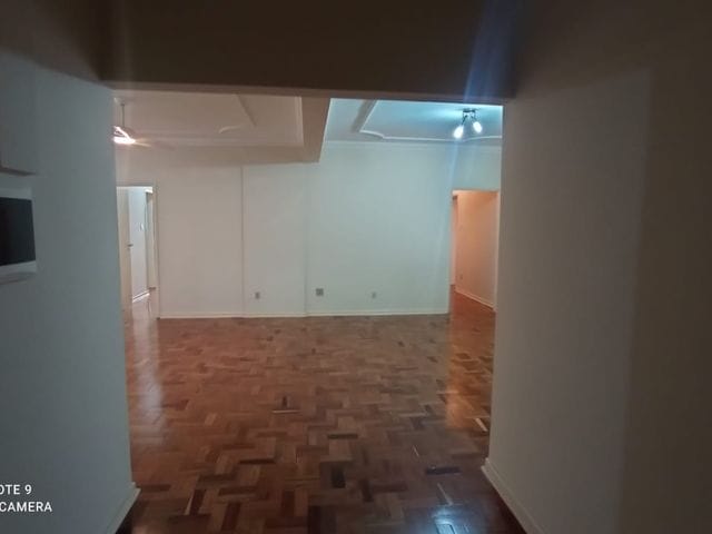 Foto do Apartamento - Apartamento no edificio Gloria  à venda, Centro,5 quartos, 5 banheiros, sacada, salas amplas, todo reformado, excelente para quem quer espaço  Londrina, PR | Guepardo Imob