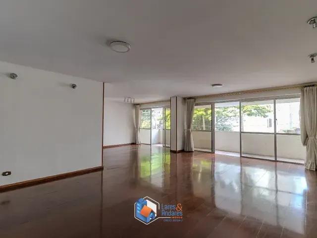 Apartamento com 241m² 3 quartos e 5 banheiros, à venda, no bairro Aclimação em São Paulo