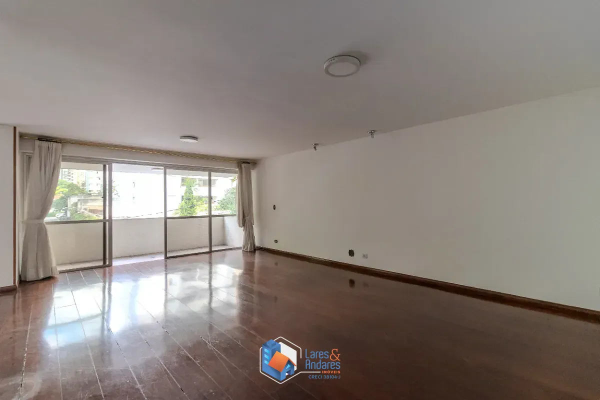 Apartamento, 3 quartos, 241 m² - Foto 2