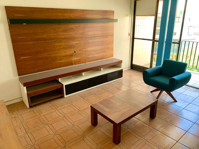 Foto do Apartamento - Excelente  apartamento de frente  á venda,  2 quartos, dependência, vaga garagem, elevador. *Imóvel possui móveis e eletrodomésticos como bônus* | Hilmar