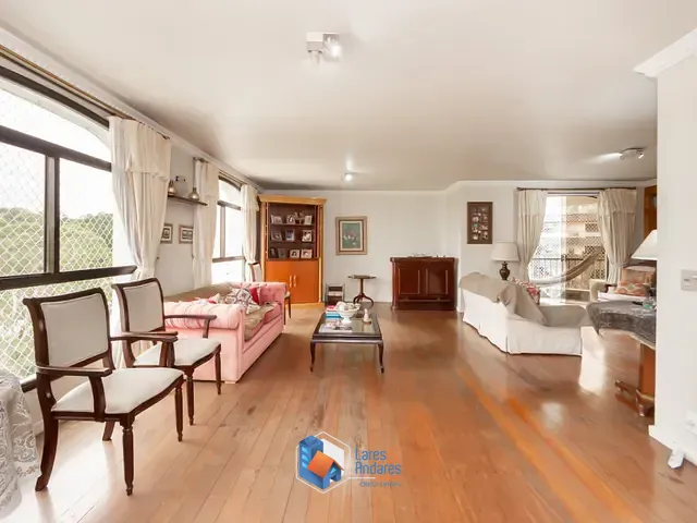 Apartamento com 247m² 4 quartos e 4 banheiros, à venda, no bairro Real Parque em São Paulo