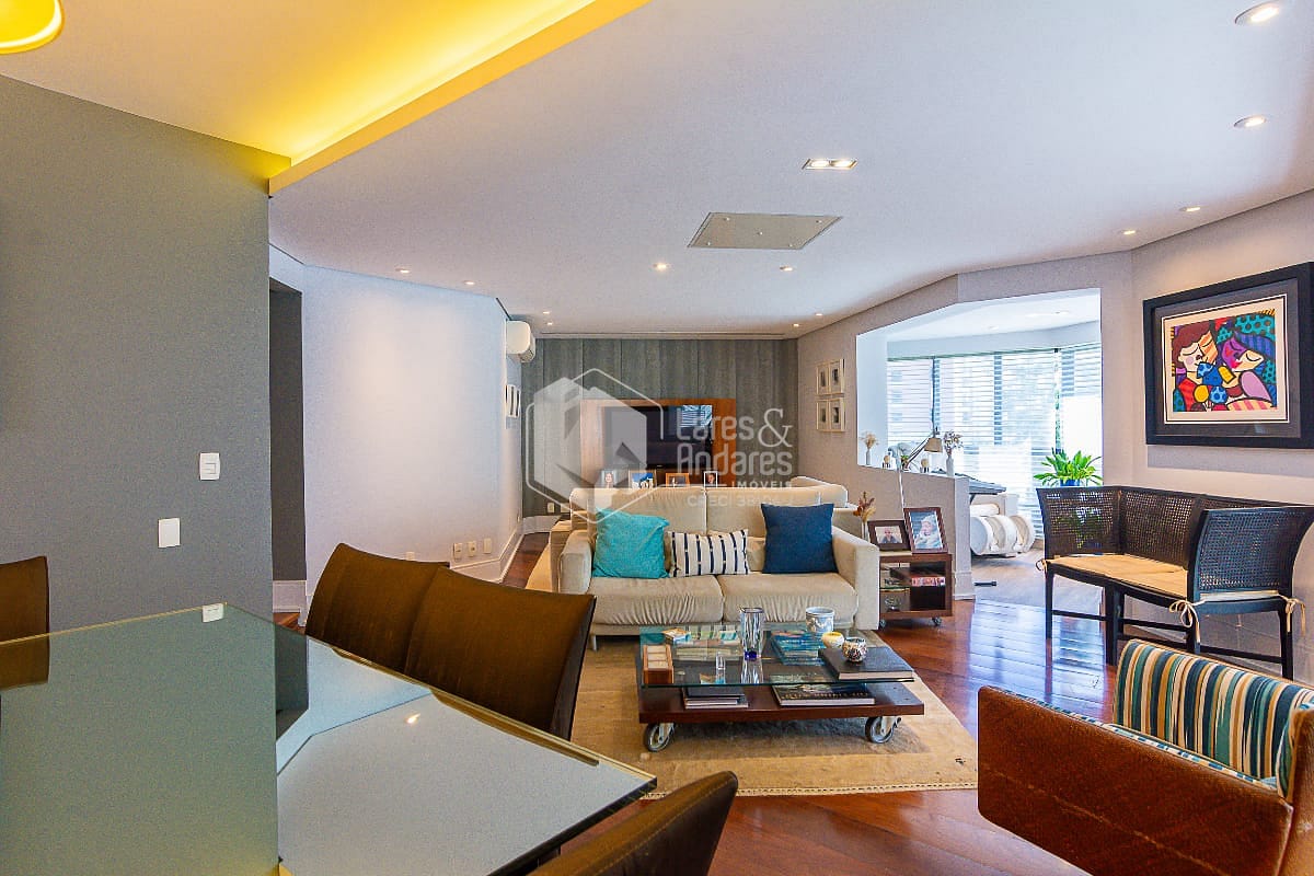 Apartamento, 4 quartos, 241 m² - Foto 11