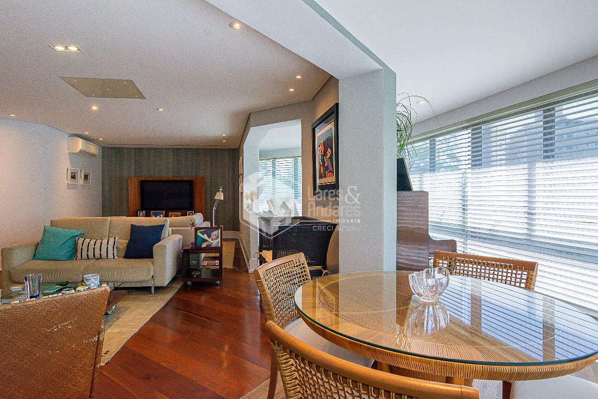 Apartamento, 4 quartos, 241 m² - Foto 2