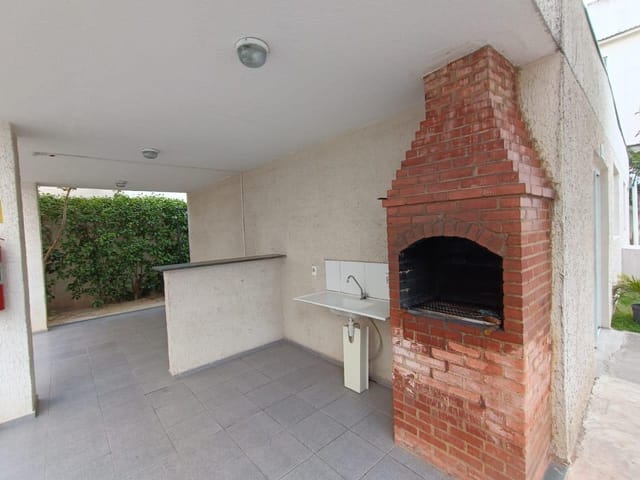 Foto do Apartamento - Ótimo apartamento em Cascadura com 2 quartos, vaga rotativa, transporte farto, IPTU isento e boa localização | Hilmar