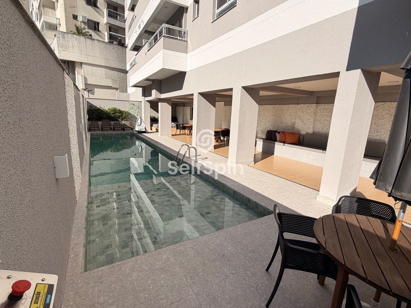 Apartamento, 1 quarto, 42 m² - Foto 2