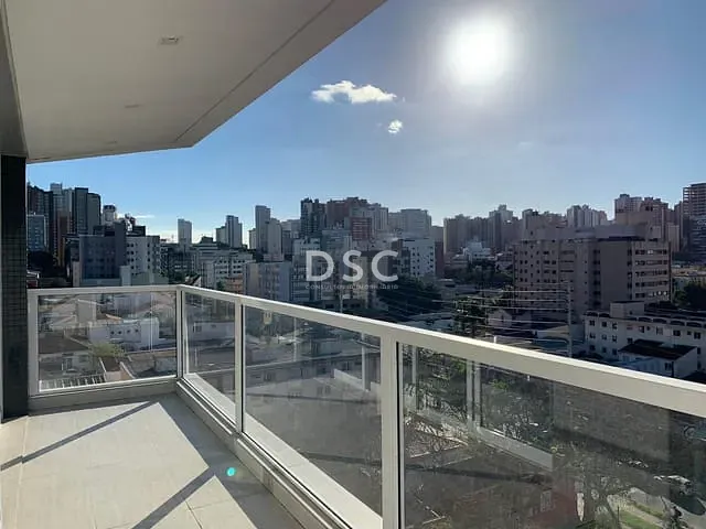 Apartamento com 555m² 4 quartos e 5 banheiros, à venda, no bairro Água Verde em Curitiba