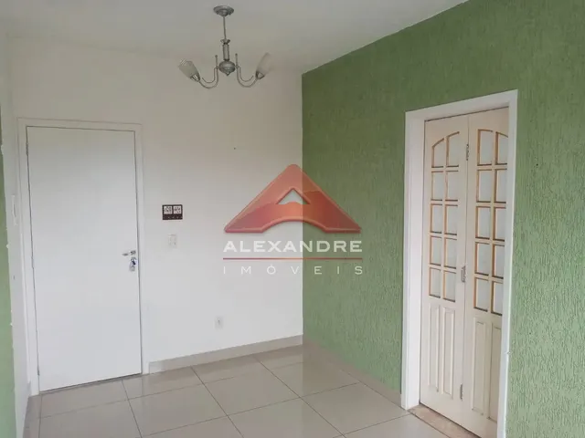 Apartamento com 10m² 2 quartos e 1 banheiro, para alugar, no bairro Jardim Ismênia em São José Dos Campos