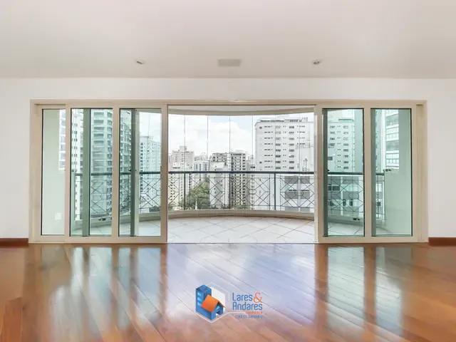 Apartamento com 229m² 2 quartos e 4 banheiros, à venda, no bairro Moema em São Paulo