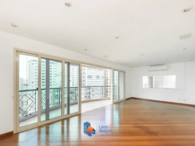 Apartamento com 229m² 2 quartos e 4 banheiros, à venda, no bairro Moema em São Paulo