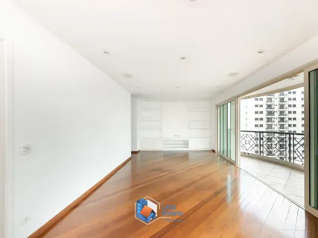 Apartamento com 229m² 2 quartos e 4 banheiros, à venda, no bairro Moema em São Paulo