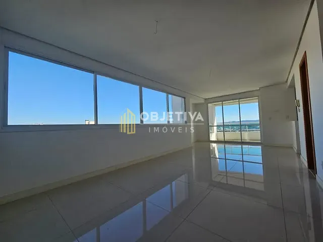 Apartamento com 136m² 3 quartos e 3 banheiros, à venda, no bairro Centro em Novo Hamburgo