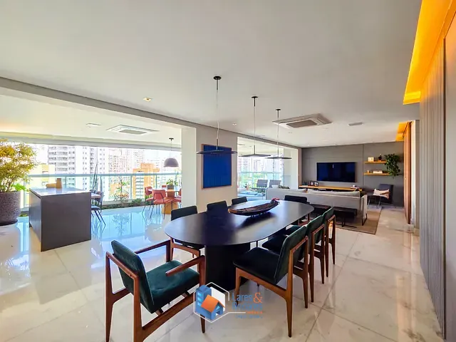 Apartamento com 215m² 4 quartos e 5 banheiros, à venda, no bairro Vila Mariana em São Paulo