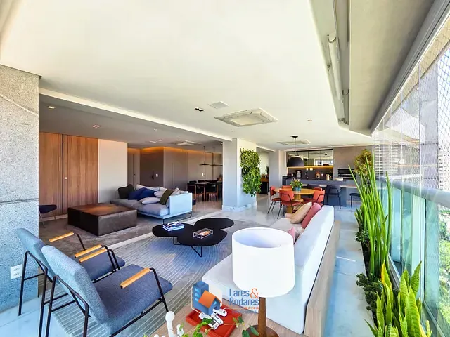 Apartamento com 215m² 4 quartos e 5 banheiros, à venda, no bairro Vila Mariana em São Paulo
