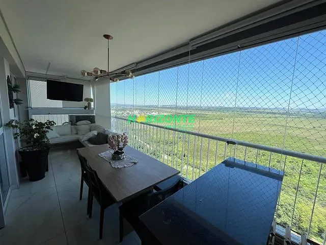 Apartamento com 142m² 3 quartos e 4 banheiros, à venda, no bairro Jardim das Indústrias em São José dos Campos