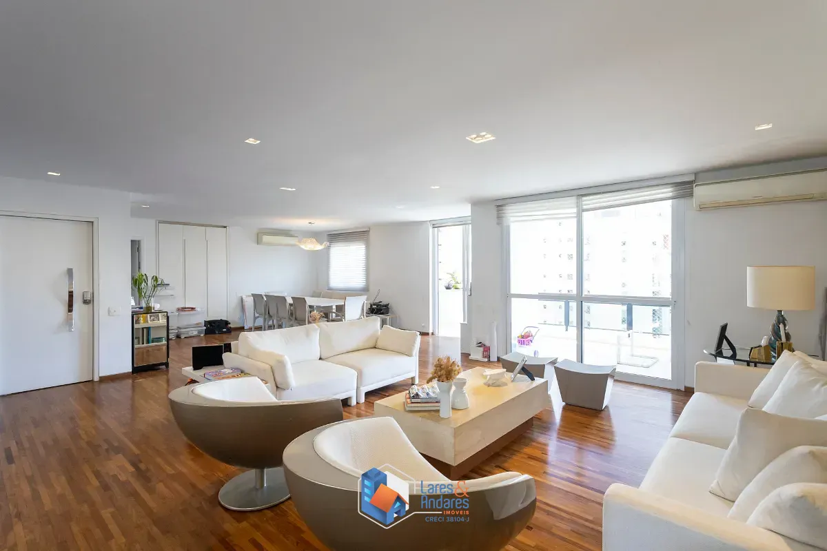 Apartamento, 3 quartos, 270 m² - Foto 2