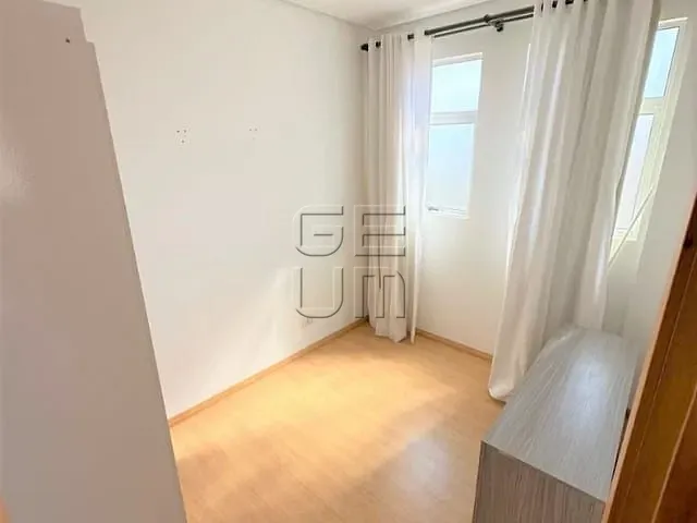 Apartamento 2 quartos e 1 banheiro, à venda, no bairro Centro em Londrina