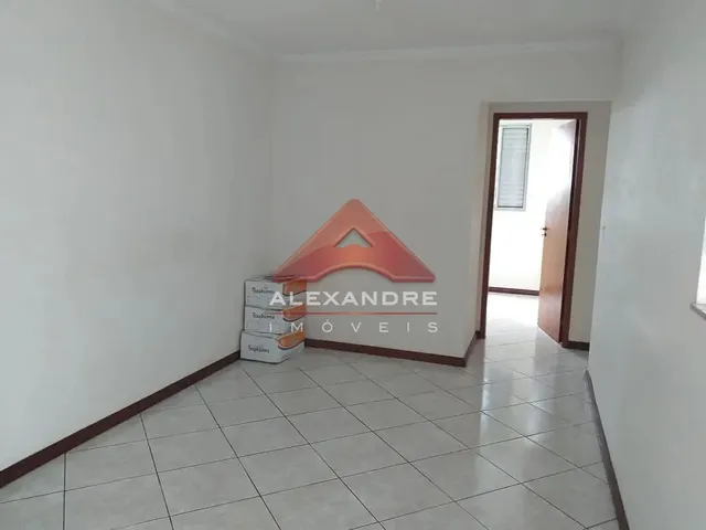Apartamento com 83m² 3 quartos e 1 banheiro, à venda, no bairro Vila Industrial em São José Dos Campos