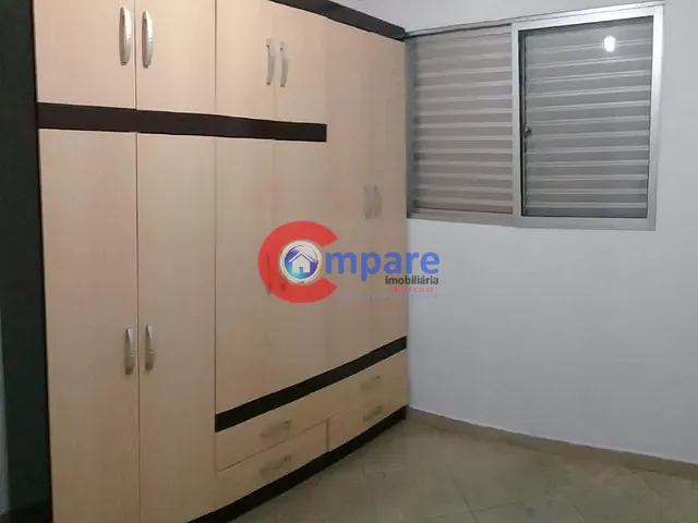 Apartamento com 50m² 2 quartos e 1 banheiro, para alugar, no bairro Vila das Bandeiras em Guarulhos