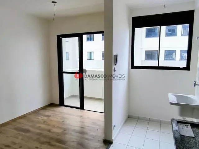 Apartamento 2 quartos e 1 banheiro, à venda, no bairro Santa Maria em Santo André