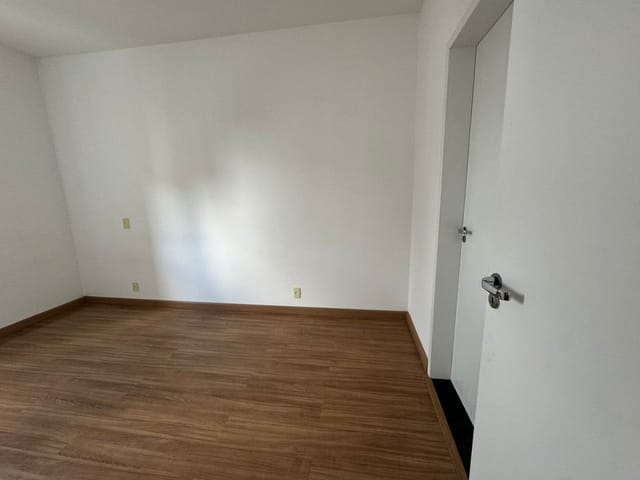 Apartamento 2 quartos e 1 banheiro, à venda, no bairro Monção em Taubaté