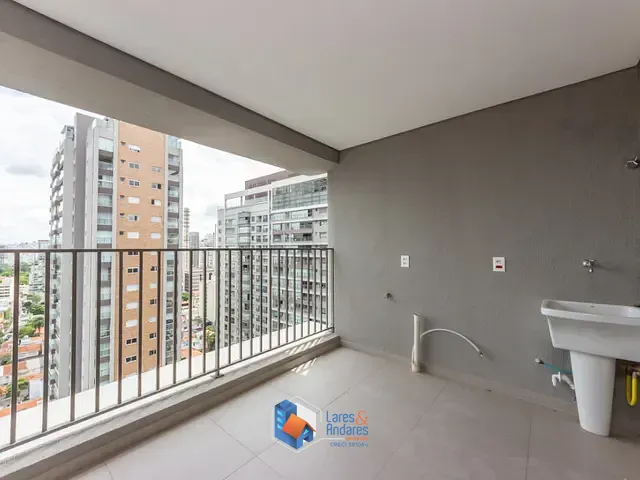 Apartamento com 1711m² 2 quartos e 2 banheiros, à venda, no bairro Jardim das Acácias em São Paulo