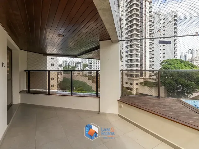 Apartamento com 1055m² 4 quartos e 5 banheiros, à venda, no bairro Vila Andrade em São Paulo