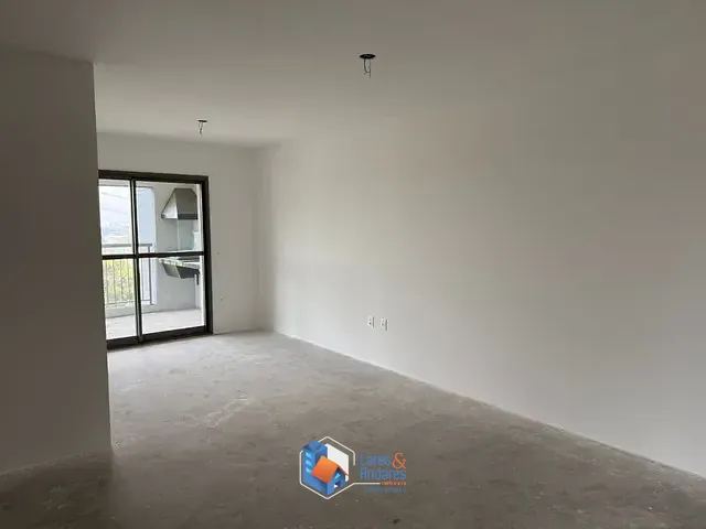 Apartamento com 32000m² 3 quartos e 2 banheiros, à venda, no bairro City América em São Paulo