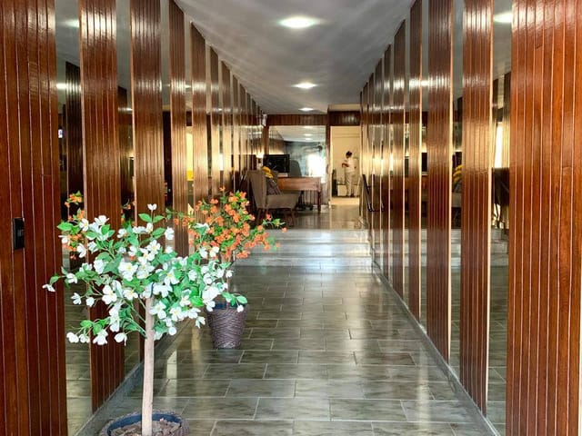 Foto do Apartamento - Ótima oportunidade!  Apartamento à venda em Irajá,  próximo ao comercio  com 2 vagas de garagem na escritura. Rio de Janeiro, RJ | Hilmar