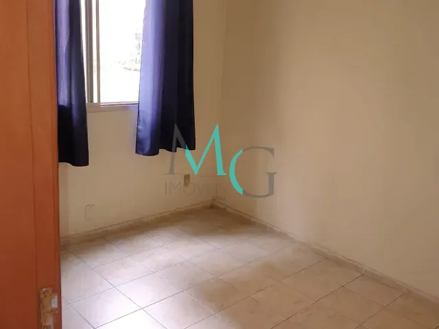 Apartamento 2 quartos e 1 banheiro, para alugar, no bairro Campo Grande em Rio de Janeiro