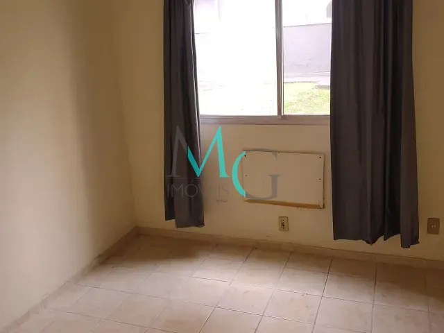 Apartamento 2 quartos e 1 banheiro, para alugar, no bairro Campo Grande em Rio de Janeiro