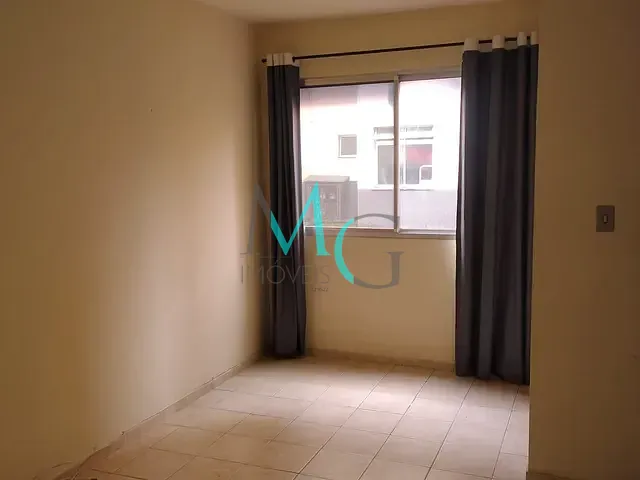 Apartamento 2 quartos e 1 banheiro, para alugar, no bairro Campo Grande em Rio de Janeiro