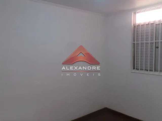Apartamento com 90m² 2 quartos e 1 banheiro, para alugar, no bairro Vila Tatetuba em São José Dos Campos