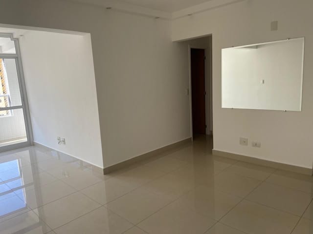Apartamento 2 quartos e 2 banheiros, para alugar, no bairro Royal Park em São José dos Campos