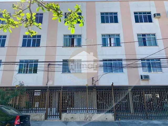 Apartamento 2 quartos e 2 banheiros, à venda, no bairro Irajá em Rio de Janeiro